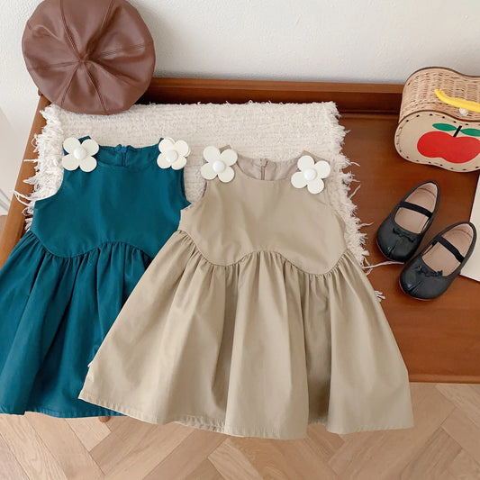 Cute Summer Dress for 0-5 Years Old Girls Flower Decorated Sleeveless Causal Dress Solid Green Khaki Zipper Kids Clothes